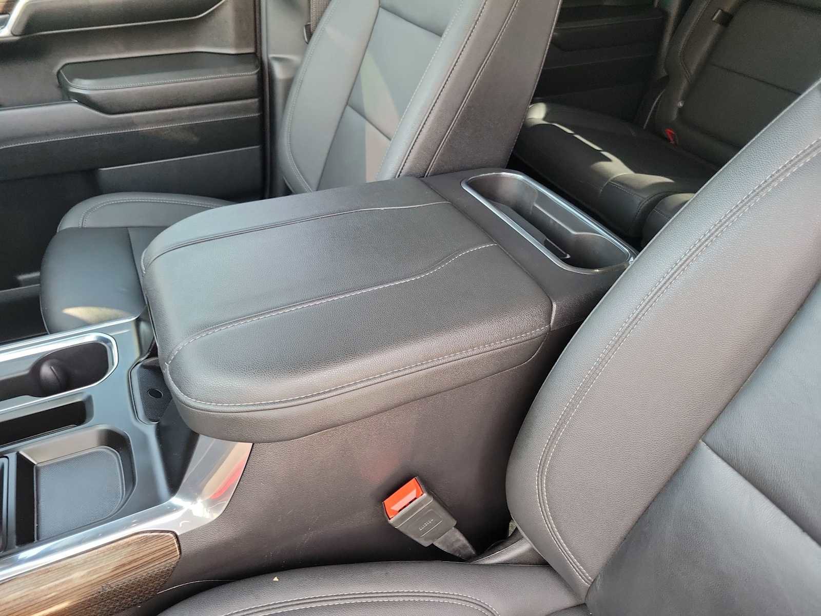 Used 2024 Chevrolet Silverado 1500 LT Trail Boss w/ Convenience Package II image 20