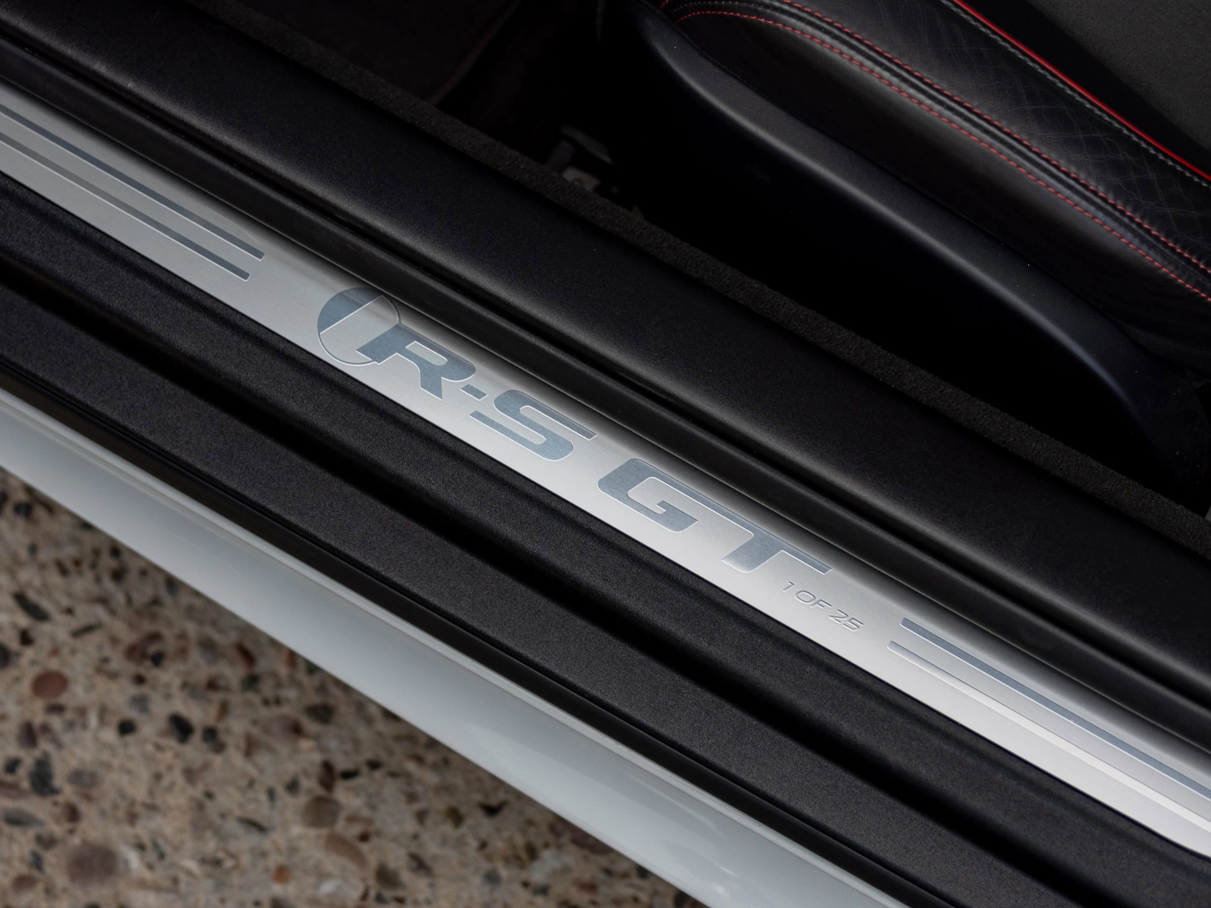 Used 2014 Jaguar XK R-S RWD image 19