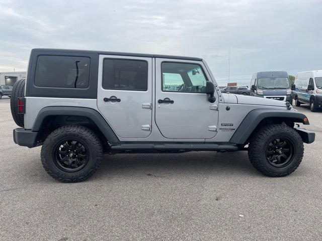 Used 2018 Jeep Wrangler Unlimited Sport w/ Dual Top Group AWD/4WD image 13