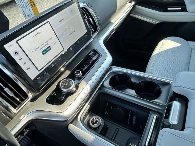 New 2027 Ford Expedition Platinum RWD image 17