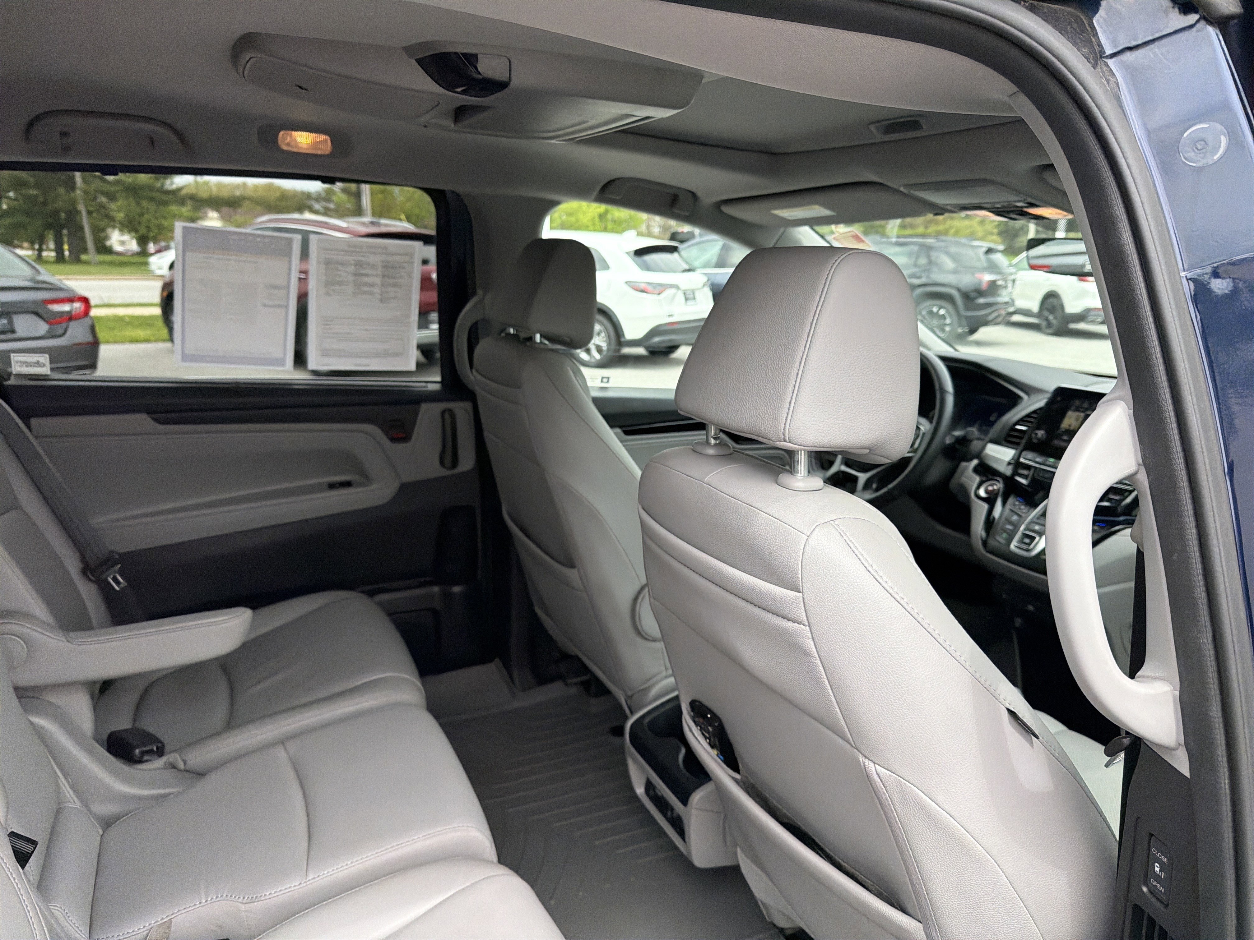 Used 2020 Honda Odyssey Elite image 90