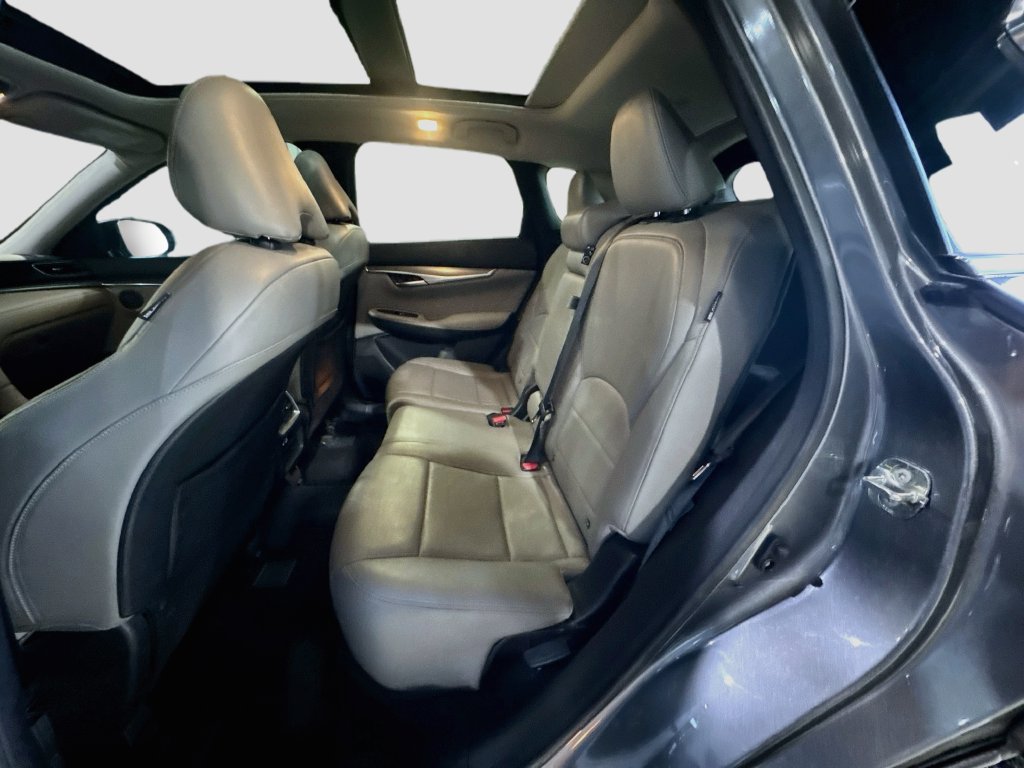 Certified 2023 INFINITI QX50 Luxe FWD image 25