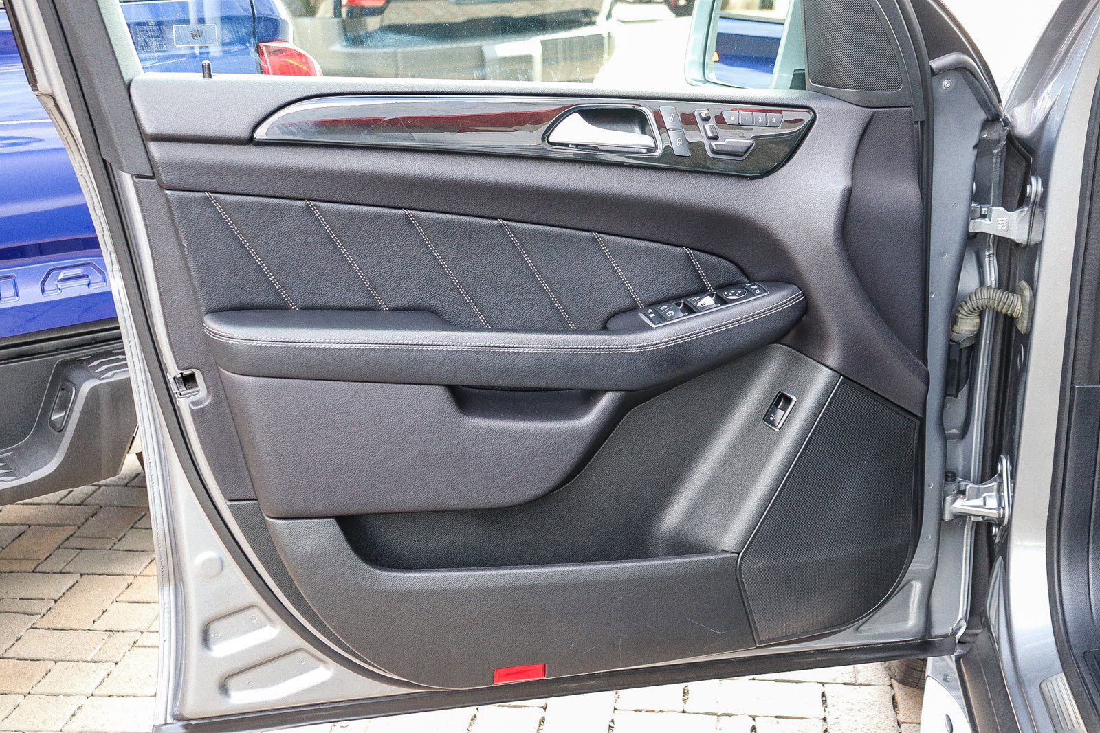 Used 2016 Mercedes-Benz GL 450 4MATIC image 21