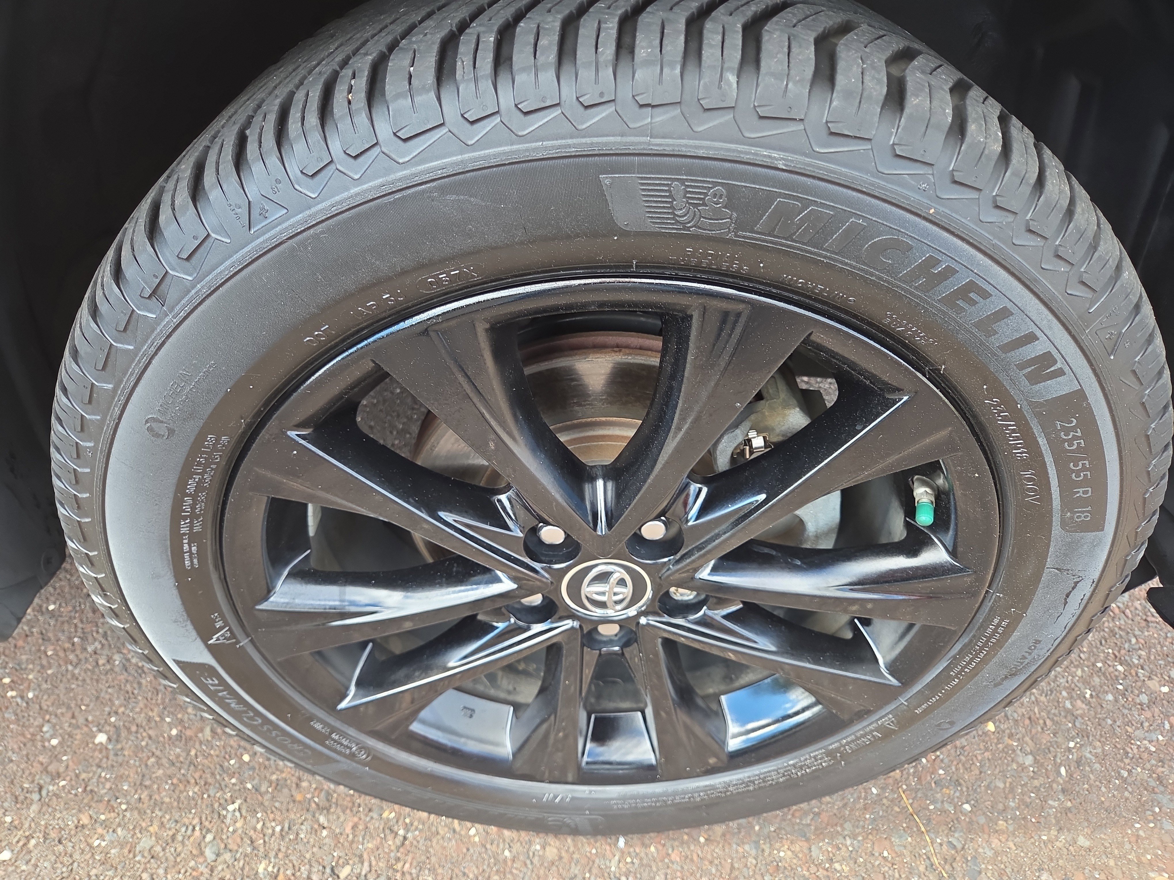 Used 2018 Toyota RAV4 Adventure image 9