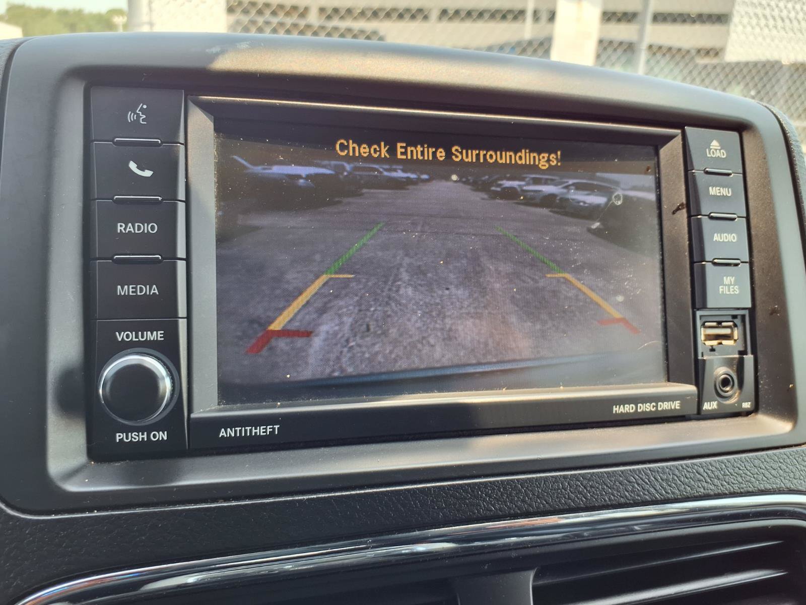 Used 2019 Dodge Grand Caravan SXT FWD image 6