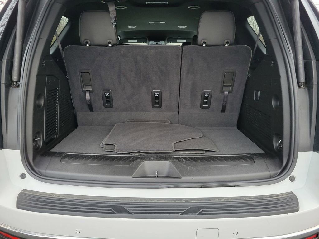 Used 2024 Chevrolet Tahoe LT AWD/4WD image 47