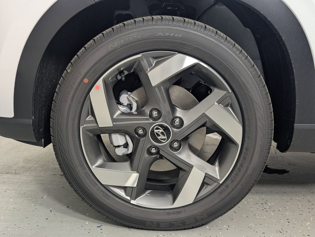 New 2026 Hyundai Venue SEL FWD image 9