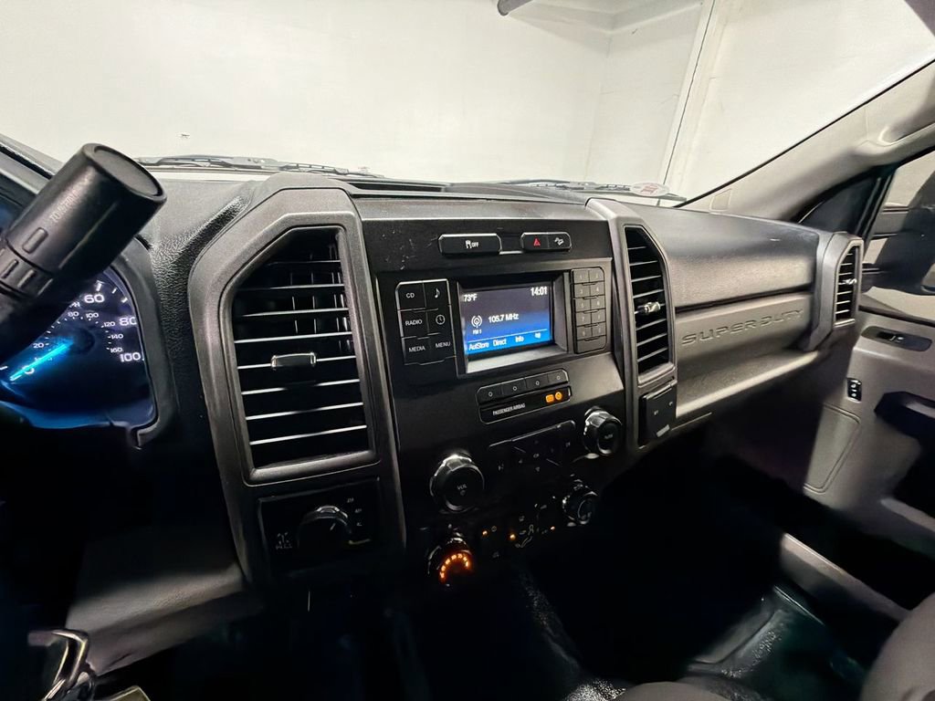 Used 2018 Ford F250 XL w/ STX Appearance Package AWD/4WD image 16