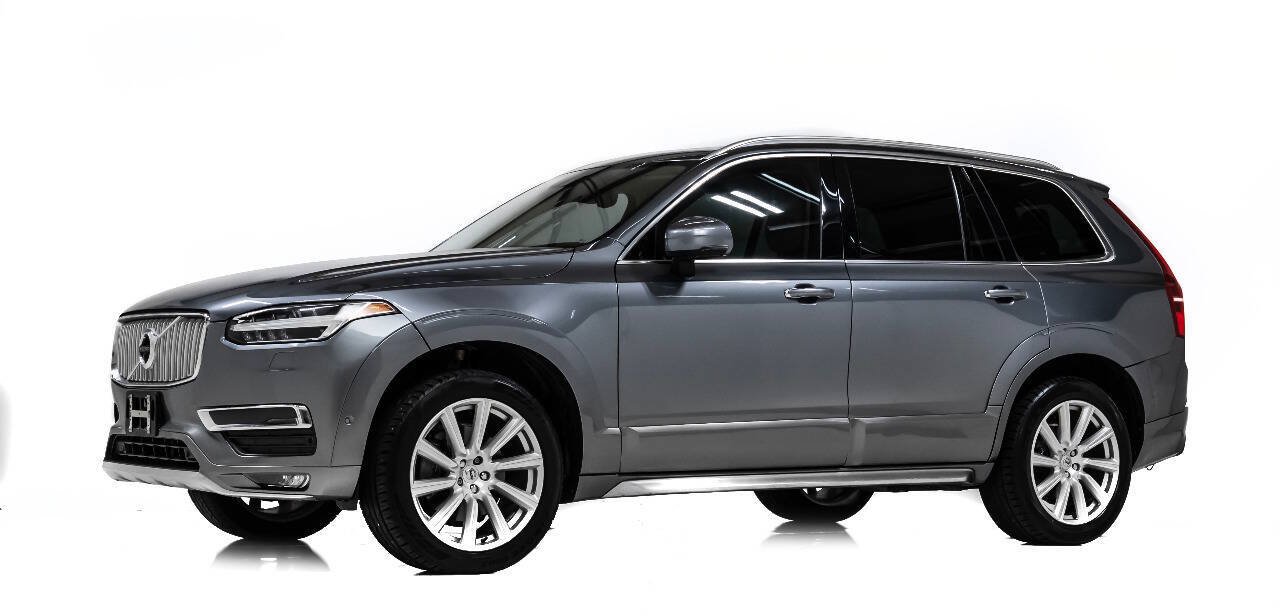 Used 2016 Volvo XC90 T6 Inscription w/ Vision Package AWD/4WD image 2