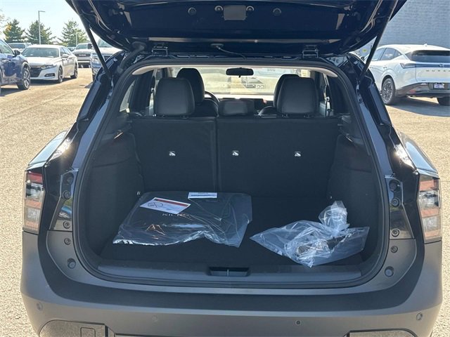 New 2026 Nissan Kicks SR w/ Cold Weather Package image 13