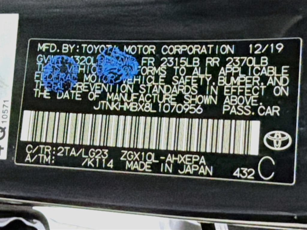 Used 2020 Toyota C-HR Limited FWD image 26