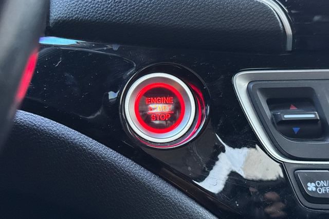 Used 2020 Honda Pilot Elite image 25