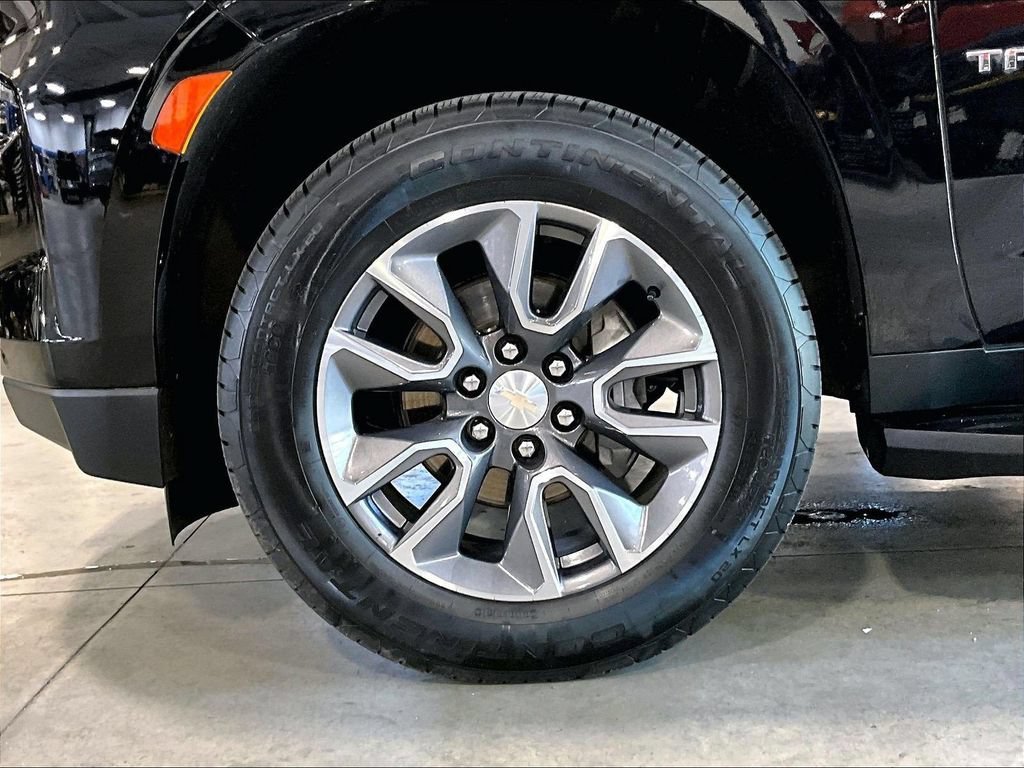 Used 2023 Chevrolet Tahoe LS AWD/4WD image 7