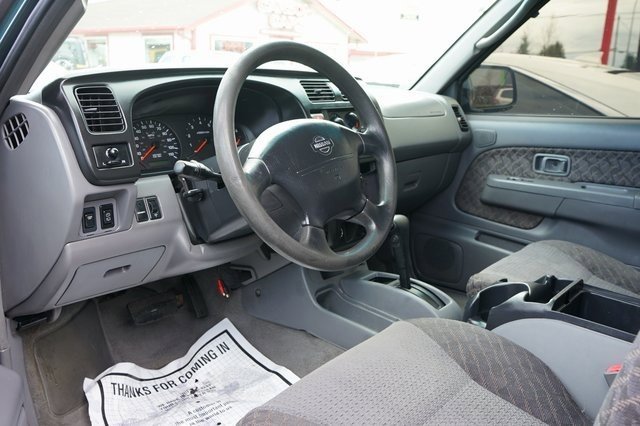 Used 2000 Nissan Xterra XE image 7