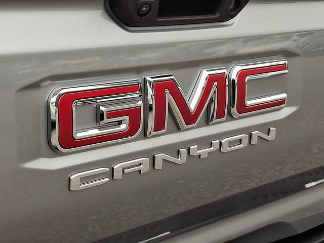 Used 2026 GMC Canyon AT4 w/ Technology Plus Package AWD/4WD image 33