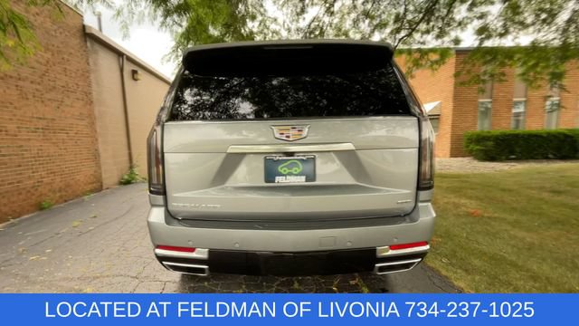 Certified 2025 Cadillac Escalade Luxury w/ LPO, Floor Liner Package AWD/4WD image 7
