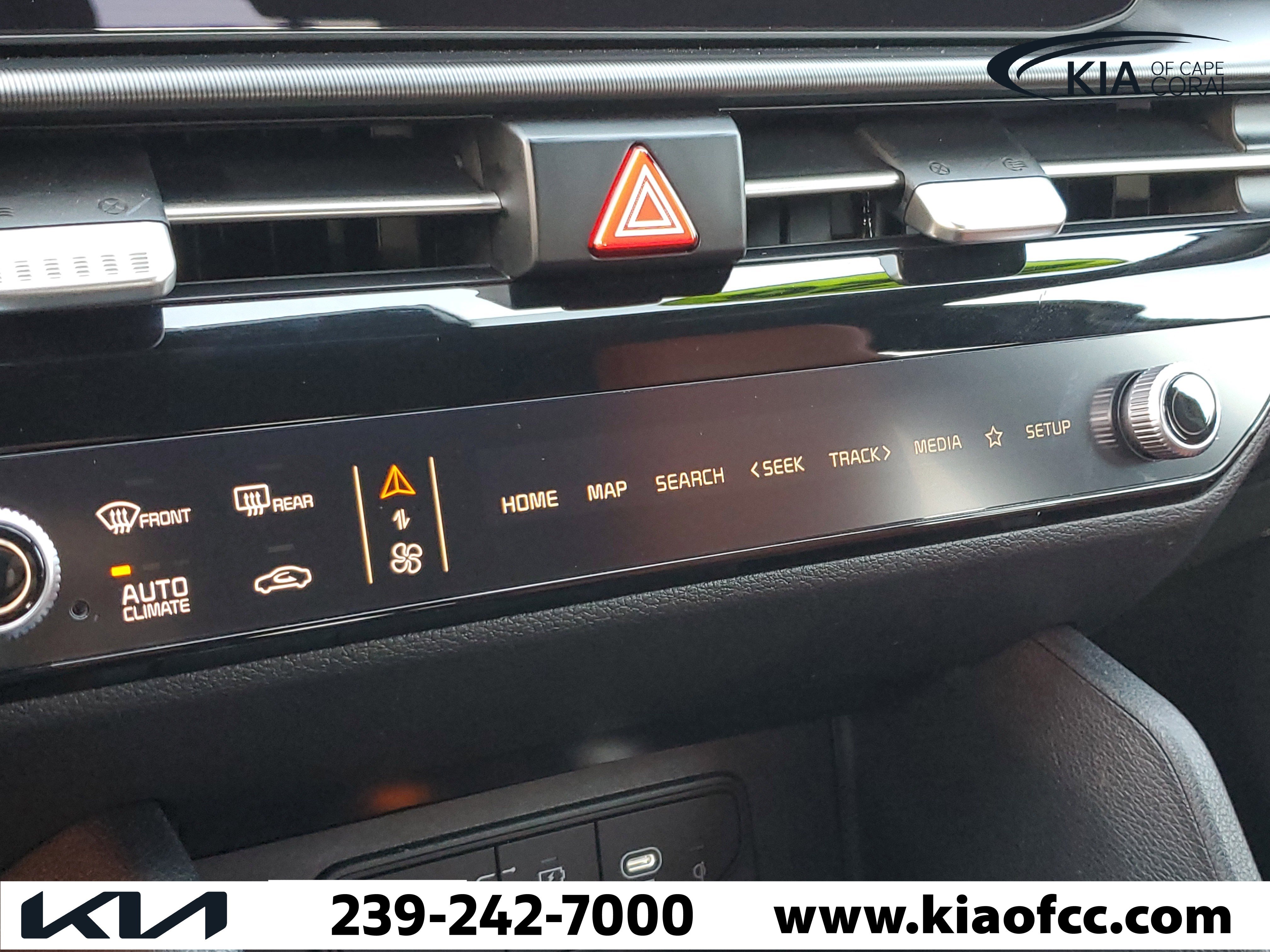 Certified 2026 Kia Sportage SX FWD image 26
