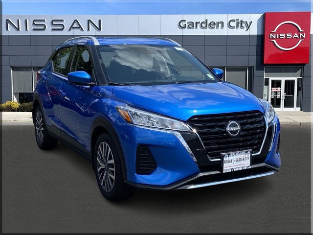 Certified 2023 Nissan Kicks SV FWD image 1