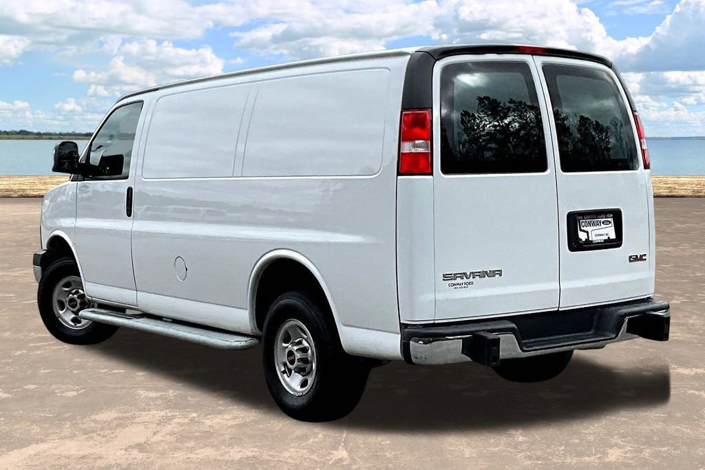 Used 2024 GMC Savana 2500 w/ Driver Convenience Package image 5