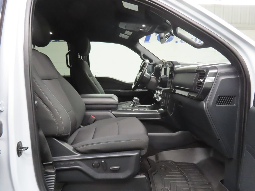 Used 2022 Ford F150 XLT w/ Equipment Group 302A High AWD/4WD image 23