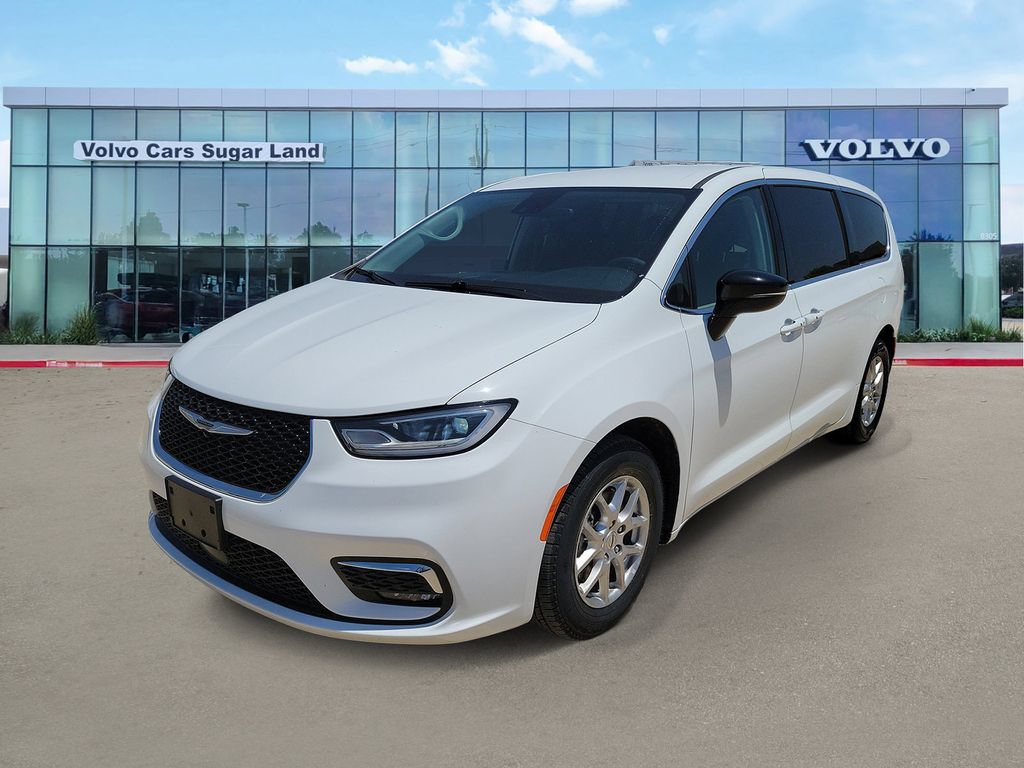 Used 2024 Chrysler Pacifica Touring-L FWD image 1
