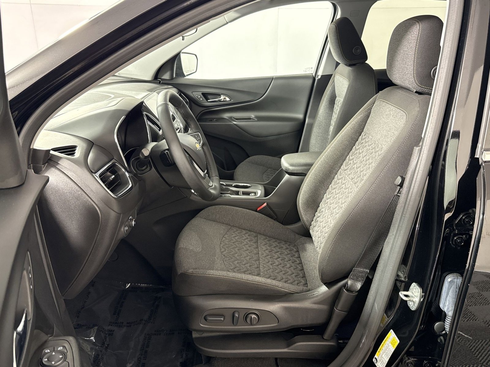 Used 2023 Chevrolet Equinox LT image 13