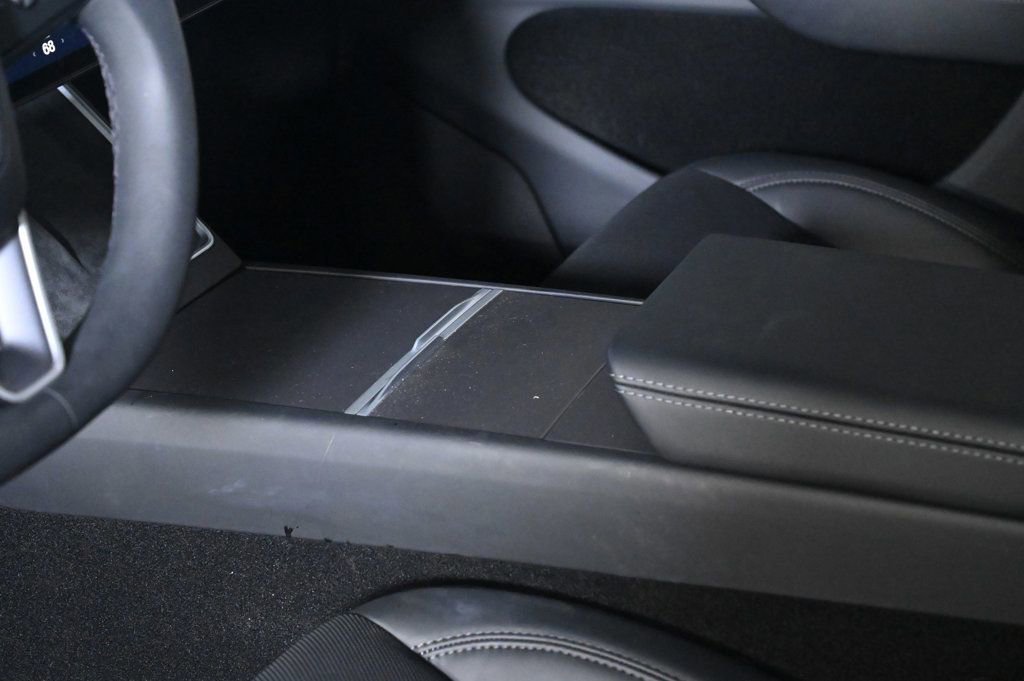 Used 2026 Tesla Model Y 2WD image 19