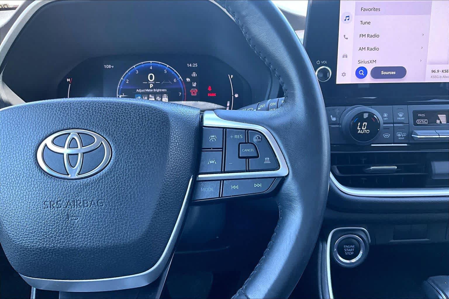 Certified 2024 Toyota Grand Highlander AWD image 24