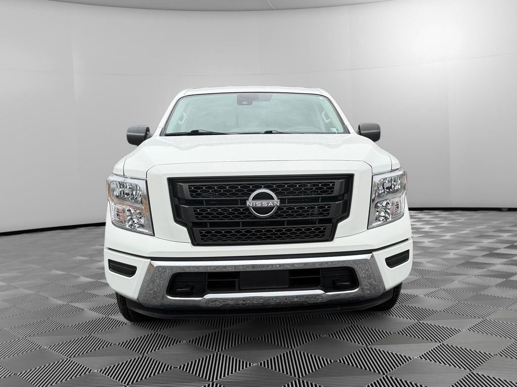 Used 2024 Nissan Titan SV w/ Accessory Utility Package image 2
