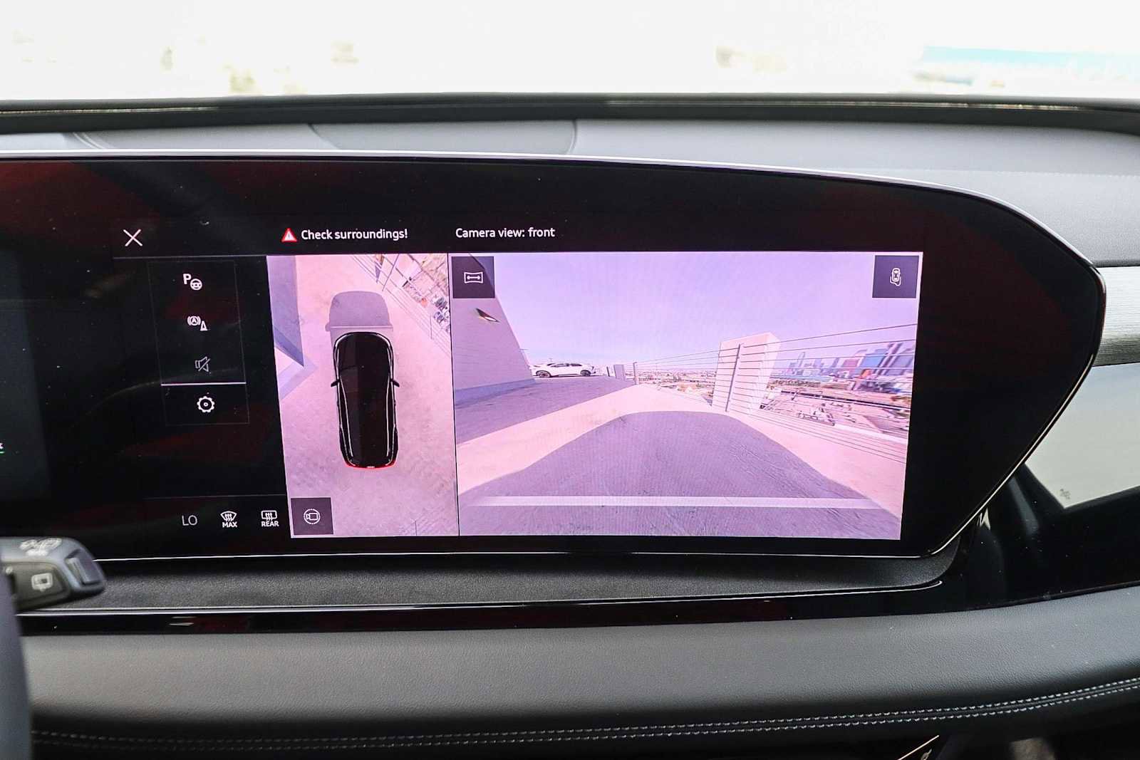 Used 2025 Audi Q6 e-tron Premium w/ Convenience Package image 32