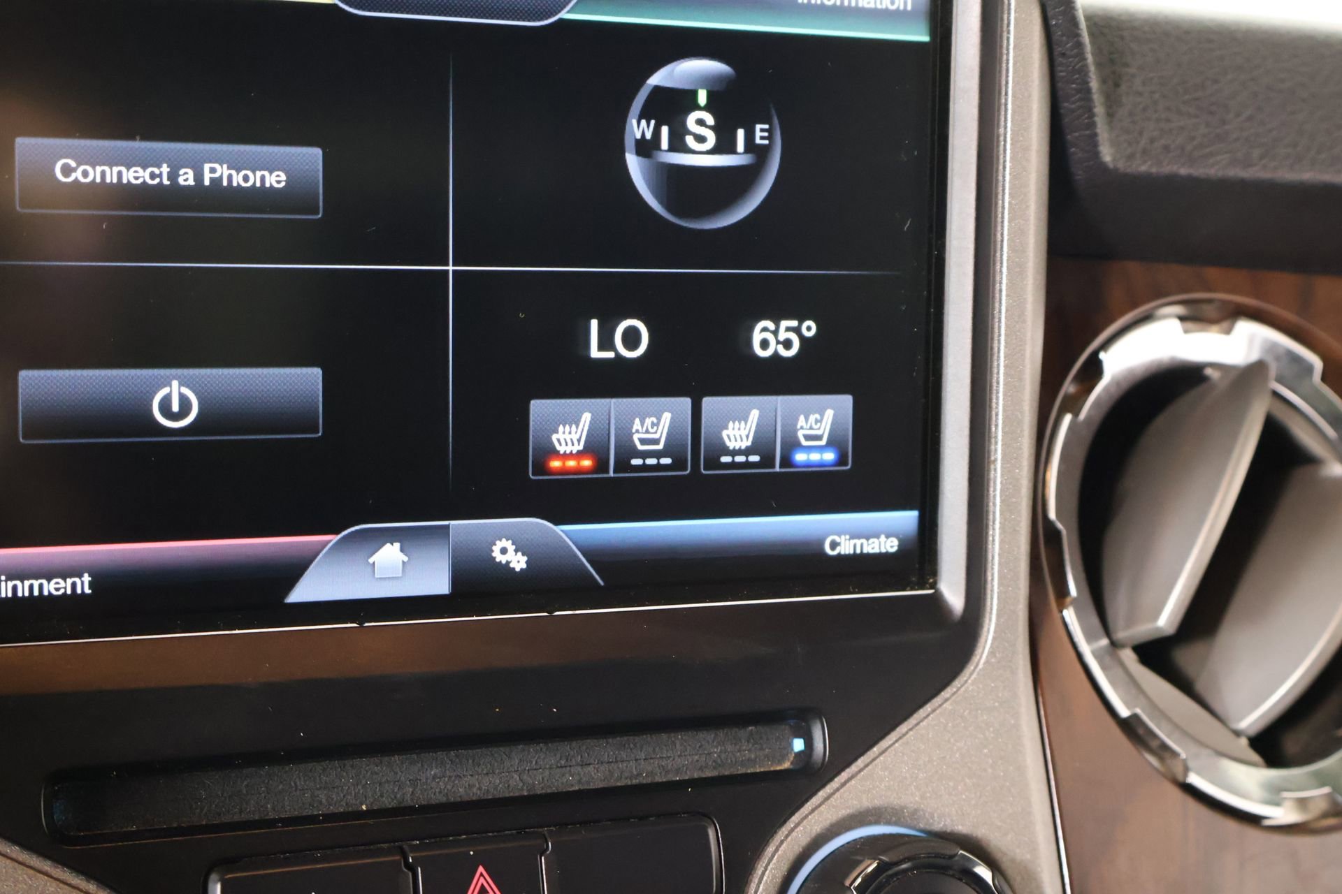 Used 2015 Ford F250 Lariat w/ Chrome Package image 7