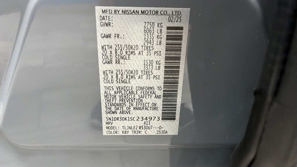 Used 2025 Nissan Pathfinder Platinum AWD/4WD image 28