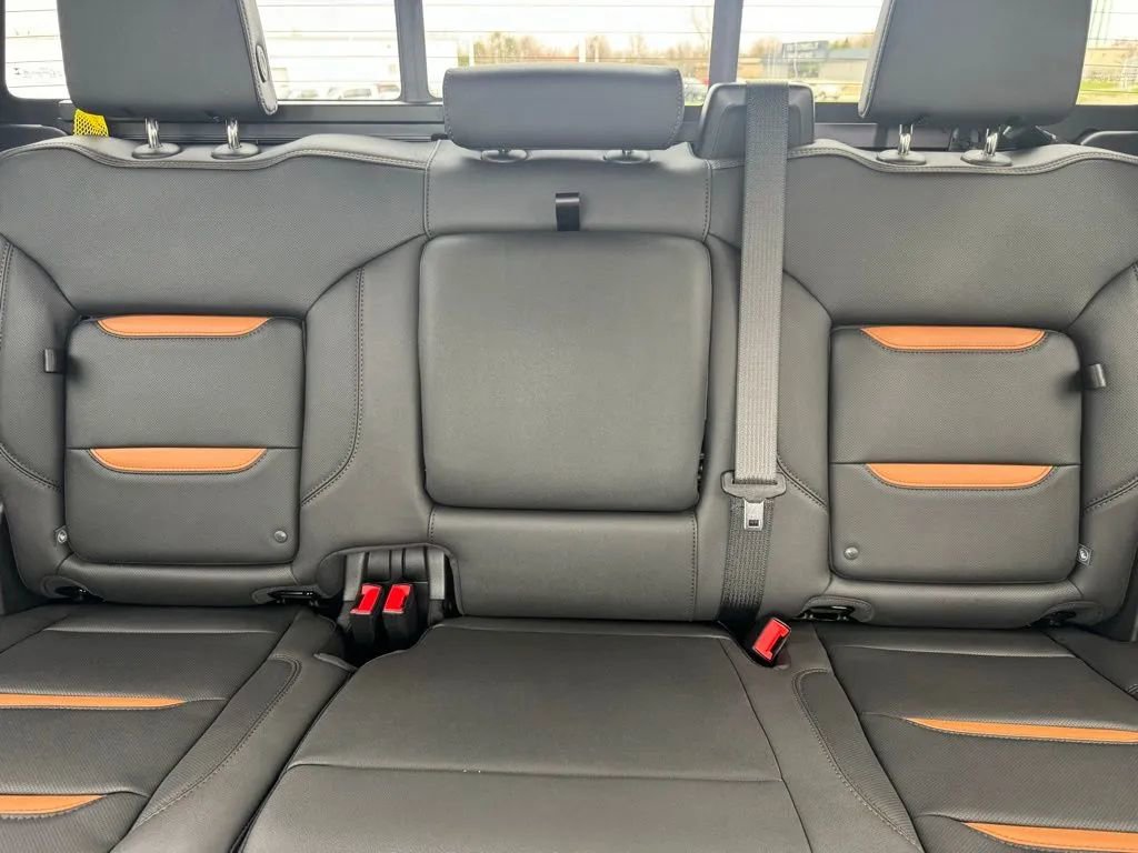 New 2026 GMC Sierra 3500 AT4 w/ Technology Package image 18