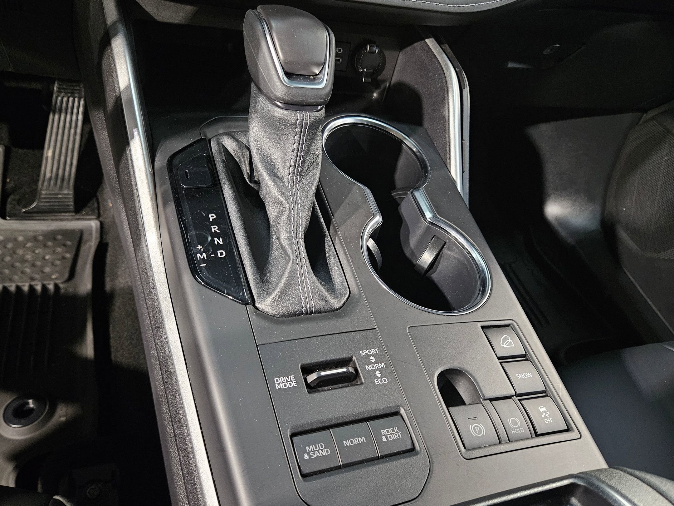 Certified 2025 Toyota Highlander XLE AWD/4WD image 33