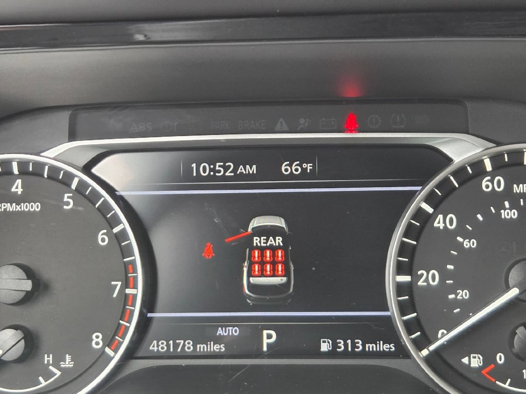 Used 2025 Nissan Pathfinder SV AWD/4WD image 20