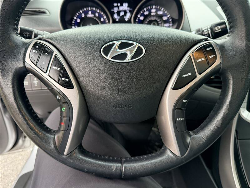 Used 2013 Hyundai Elantra Limited FWD image 29