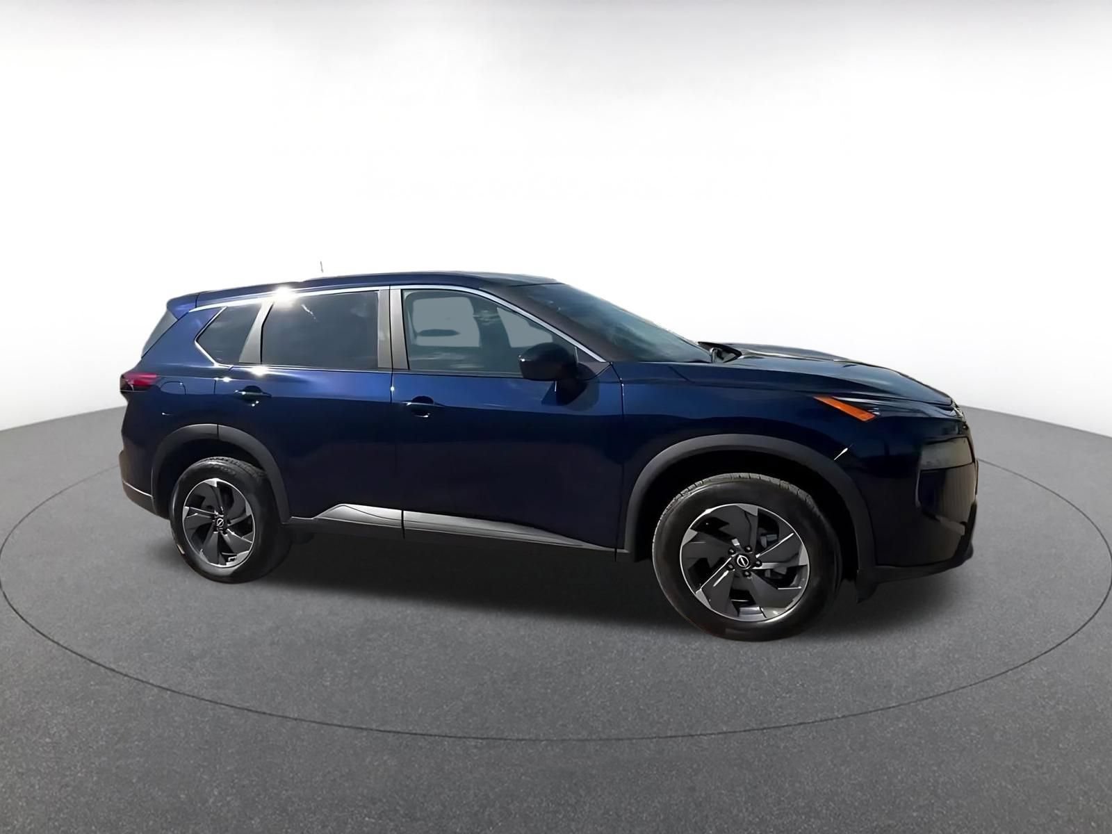 Used 2025 Nissan Rogue SV FWD video 2