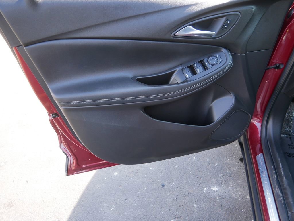 Used 2023 Buick Encore GX Preferred w/ Cold Weather Comfort Package image 12