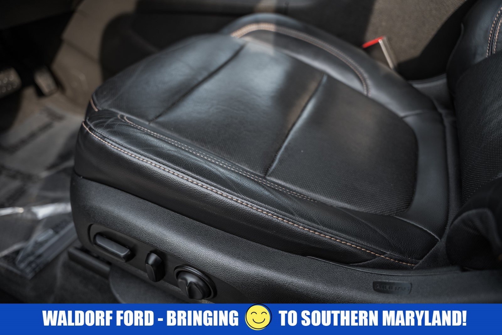 Used 2020 Chevrolet Traverse Premier w/ Redline Edition image 33