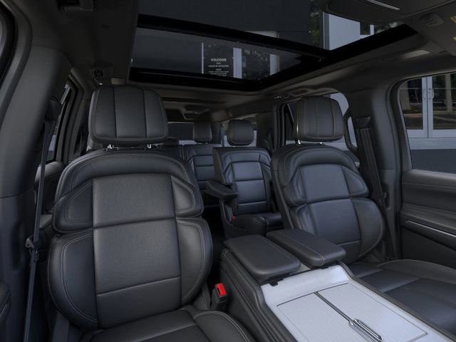 New 2025 Lincoln Navigator L Reserve w/ Jet Appearance Package image 10