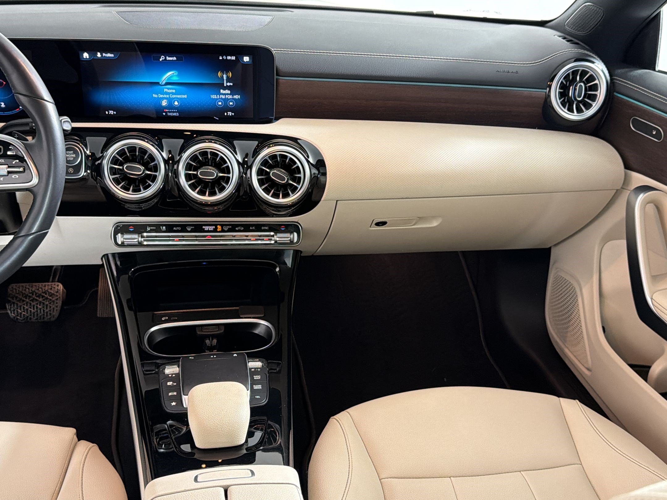 Certified 2022 Mercedes-Benz CLA 250 4MATIC image 29