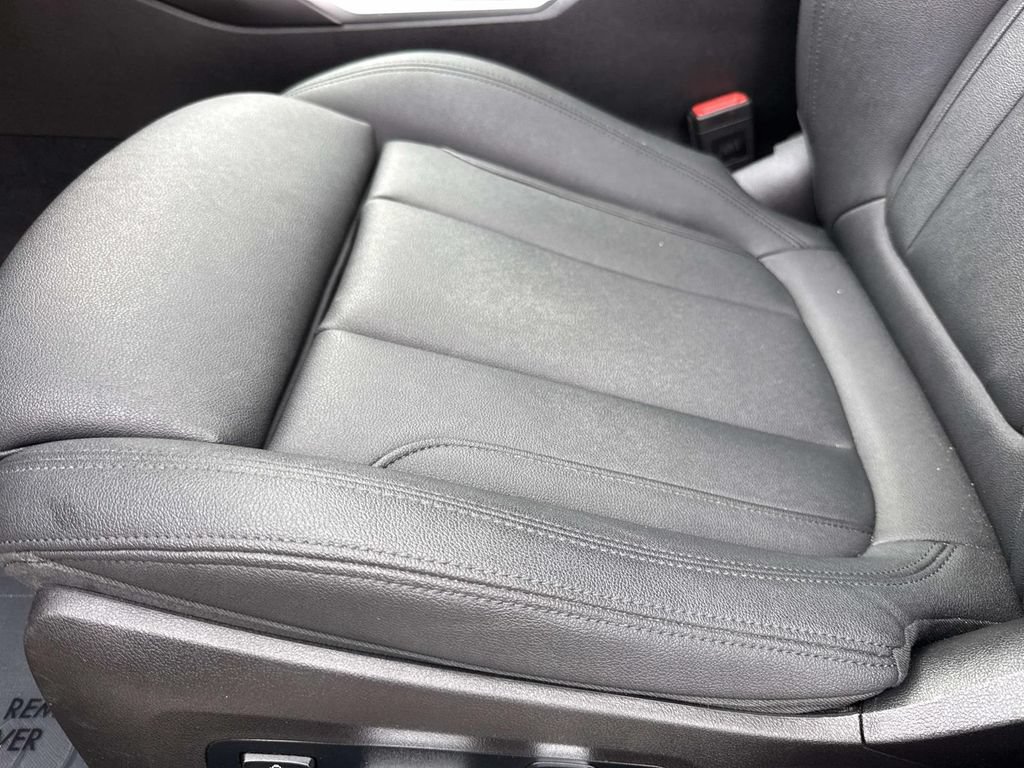 Used 2020 BMW 330i xDrive Sedan w/ Convenience Package AWD/4WD image 24