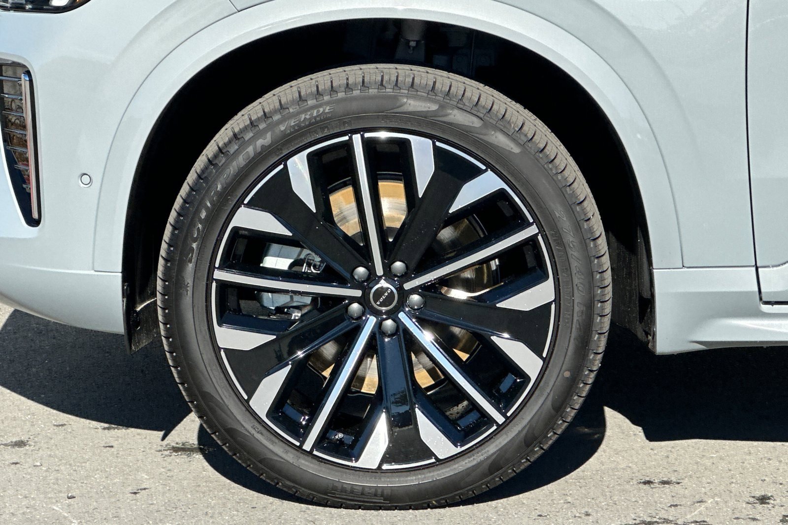 New 2026 Volvo XC90 T8 Plus image 11