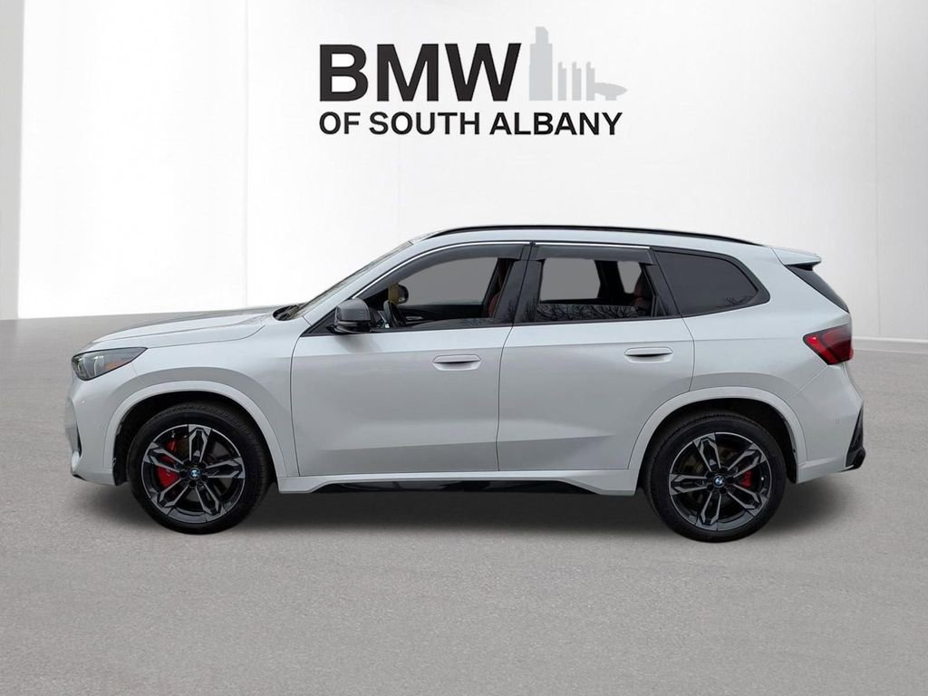 Used 2024 BMW X1 M35i w/ Premium Package image 3