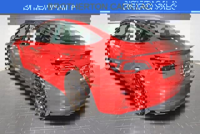 Used 2023 Tesla Model 3 Performance image 3