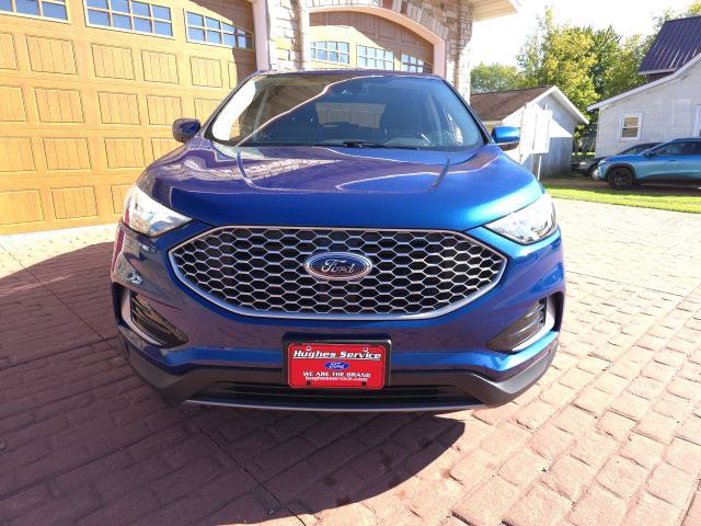 Used 2023 Ford Edge SEL AWD/4WD image 8