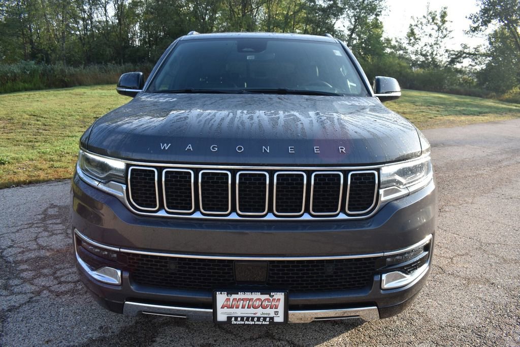 Used 2024 Jeep Wagoneer Series III AWD/4WD image 10