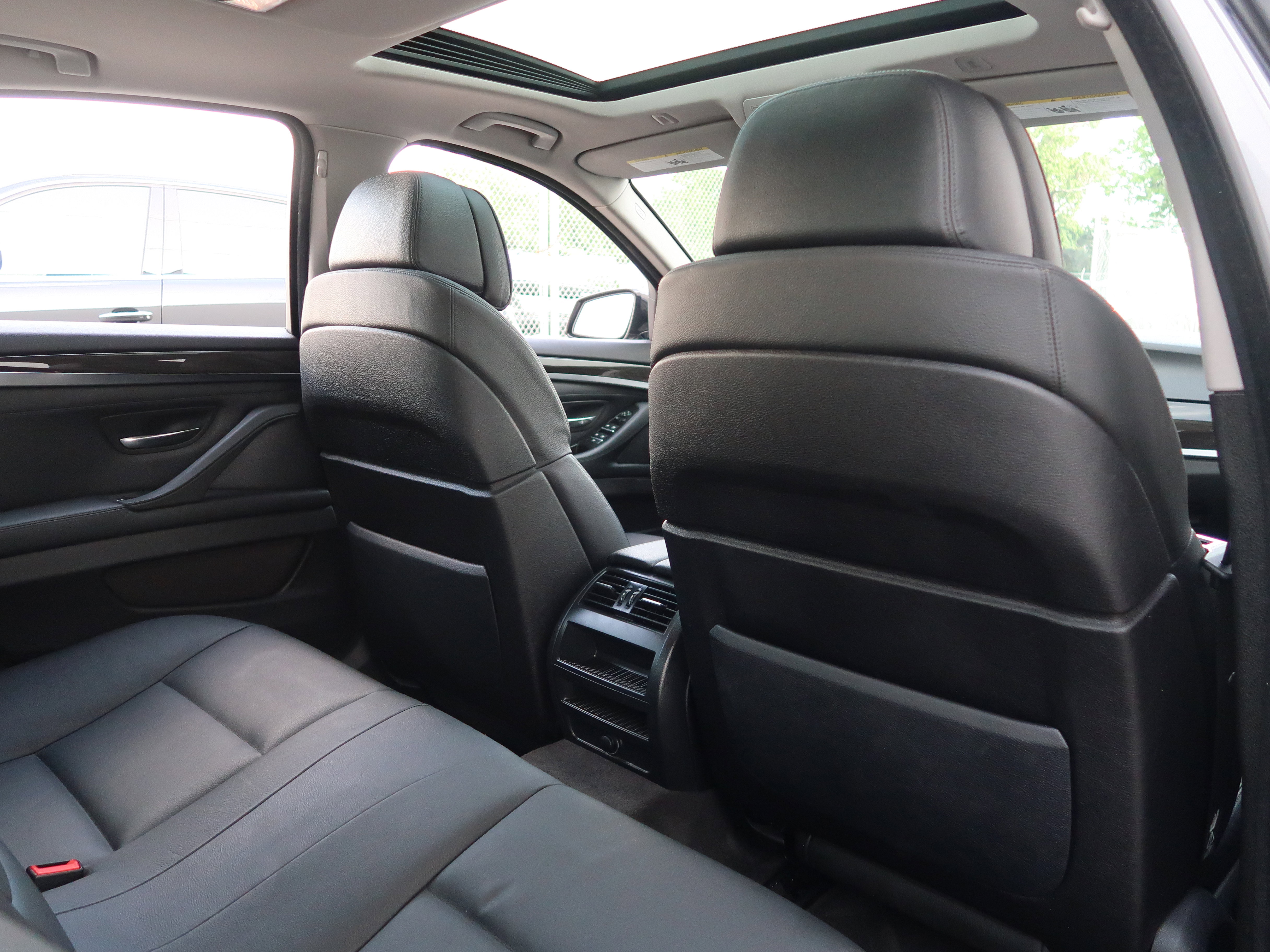 Used 2011 BMW 535i Sedan RWD image 31