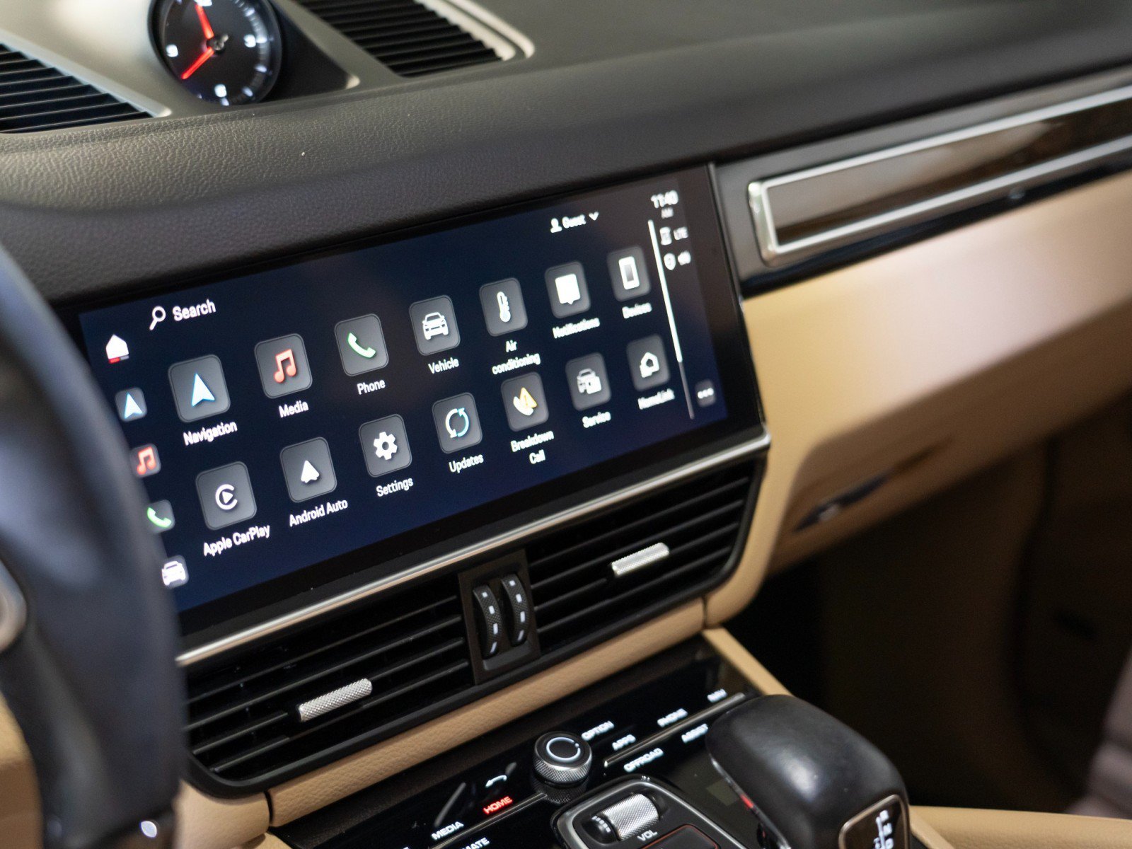 Certified 2023 Porsche Cayenne Platinum Edition AWD/4WD image 21