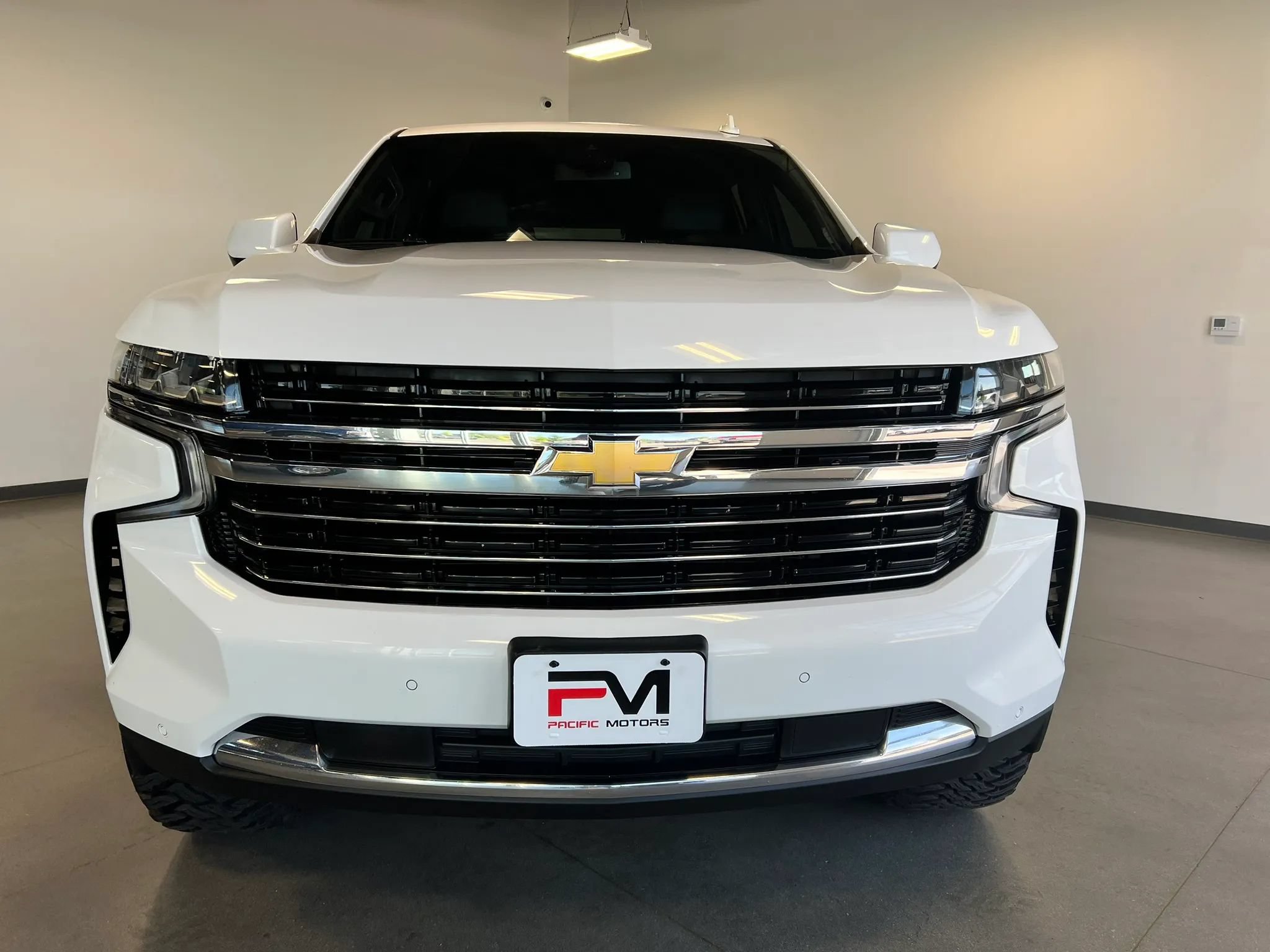Used 2023 Chevrolet Tahoe LT AWD/4WD image 3